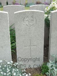 Bethune Town Cemetery - Hicks, A