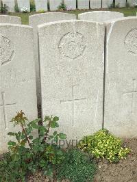 Bethune Town Cemetery - Higham, Frederick