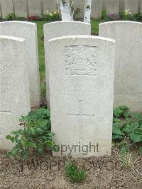 Bethune Town Cemetery - Horn, Harry