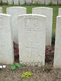 Bethune Town Cemetery - Hughes, William