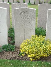 Bethune Town Cemetery - Hulbert, H H S
