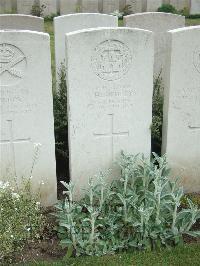 Bethune Town Cemetery - Humphreys, D
