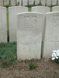 Bethune Town Cemetery - Humphries, John
