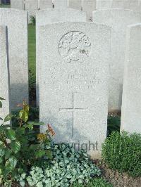 Bethune Town Cemetery - Huxstep, George Arthur