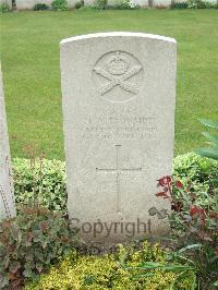 Bethune Town Cemetery - Ironside, Harold Allan