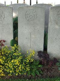 Bethune Town Cemetery - Issard, Thomas