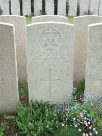 Bethune Town Cemetery - Jamieson, Frank Thomson