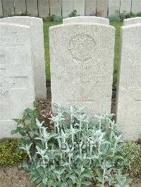 Bethune Town Cemetery - Jerome, C W J