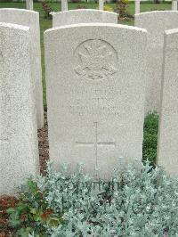 Bethune Town Cemetery - Johnson, George Edward