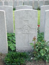 Bethune Town Cemetery - Jolly, Albert