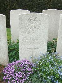 Bethune Town Cemetery - Jones, J