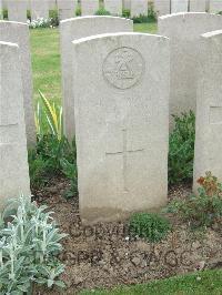 Bethune Town Cemetery - Jones, Walter Lavender