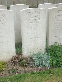 Bethune Town Cemetery - Joy, Walter