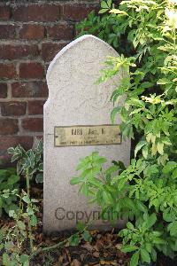 Bethune Town Cemetery - Kara, Arez Ki