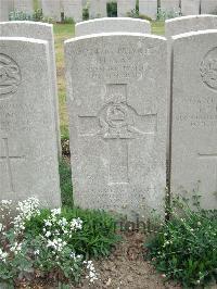 Bethune Town Cemetery - Kay, Harold