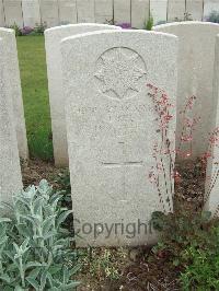 Bethune Town Cemetery - Kelly, John Joseph