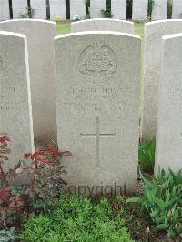 Bethune Town Cemetery - Kennard, Bernard