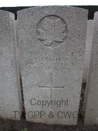Bethune Town Cemetery - Kimmerly, Percy