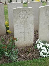 Bethune Town Cemetery - King, F E