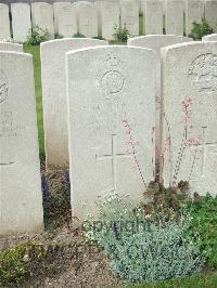 Bethune Town Cemetery - King, T A