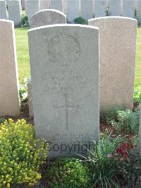 Bethune Town Cemetery - Kirkpatrick, Wilfred