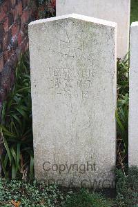 Bethune Town Cemetery - Klug, Peter