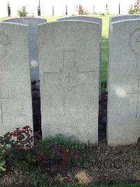 Bethune Town Cemetery - Knight, C W