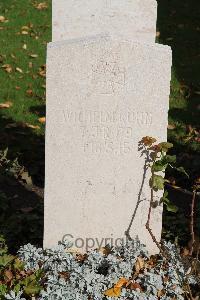 Bethune Town Cemetery - Kuhn, Wilhelm