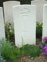 Bethune Town Cemetery - Lancaster, James Reginald