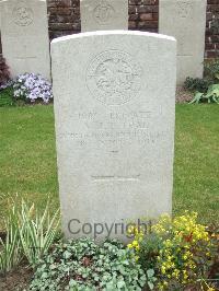 Bethune Town Cemetery - Leal, Arthur John Francis