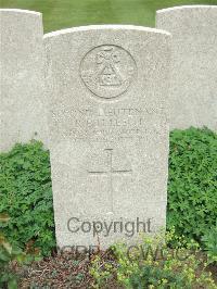 Bethune Town Cemetery - Leech, Robert Edward Holt