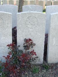 Bethune Town Cemetery - Lewis, J
