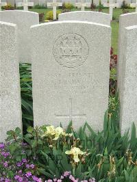 Bethune Town Cemetery - Liddington, P J