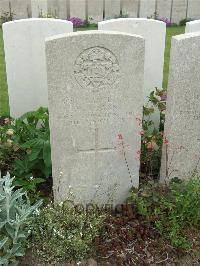 Bethune Town Cemetery - Logan, W