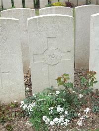 Bethune Town Cemetery - Love, James Leslie