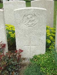 Bethune Town Cemetery - Lucas, Albert