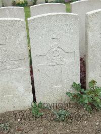 Bethune Town Cemetery - Lundregan, George