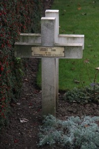 Bethune Town Cemetery - Lusset, Louis