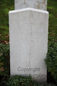 Bethune Town Cemetery - Madrus, Karl