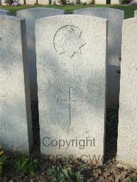 Bethune Town Cemetery - Maguire, Charles John