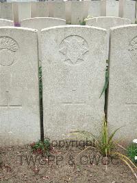 Bethune Town Cemetery - Maher, Laurence