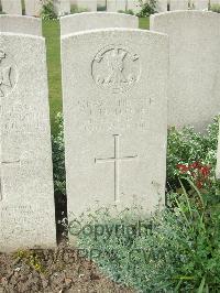 Bethune Town Cemetery - Malcolm, Joseph