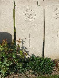 Bethune Town Cemetery - Maxwell, Harry James Eglinton
