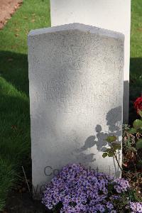 Bethune Town Cemetery - Mayer, Martin