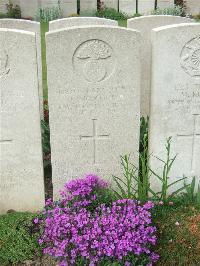 Bethune Town Cemetery - McCourt, J