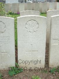 Bethune Town Cemetery - McFarlane, A