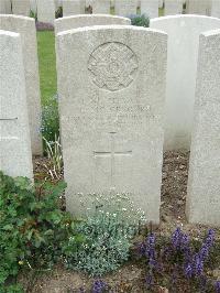 Bethune Town Cemetery - McGregor, E