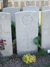 Bethune Town Cemetery - McKenzie, J