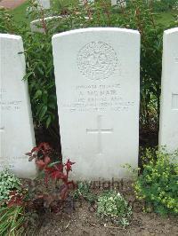 Bethune Town Cemetery - McNair, Alexander