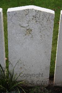 Bethune Town Cemetery - Mermot, Otto